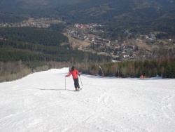 Velikonocemi v Harrachov definitivn kon esk lyask sezona.